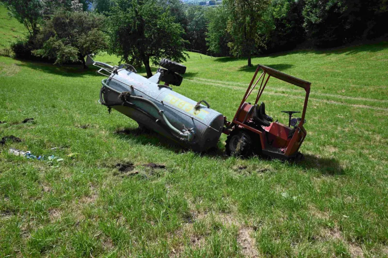 Benken SG – Mit landwirtschaftlichem Fahrzeug verunfallt