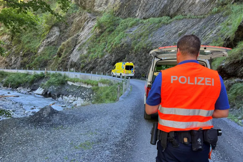 Schreckliches Drama in Pfäfers SG – Mutter und Kind von herabfallendem Baumstamm tödlich verletzt