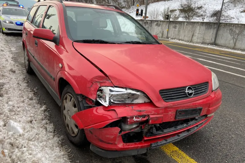Baden AG - Unfall nach Rotlicht-Missachtung