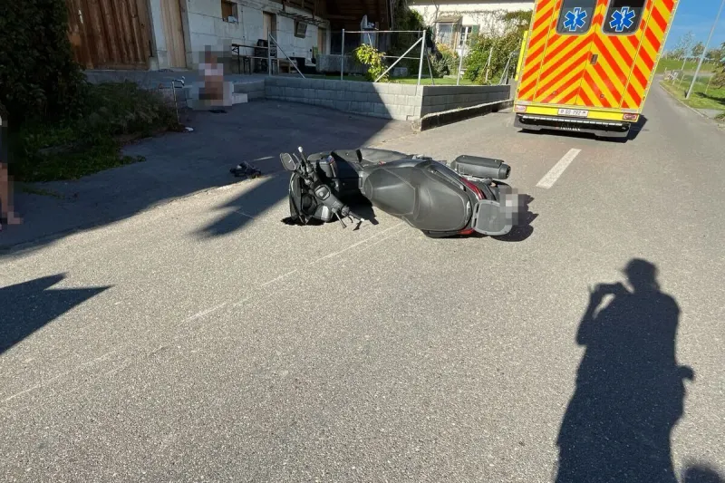 Gossliwil SO – Motorrad prallt in Mauer – Rega nach Unfall im Einsatz