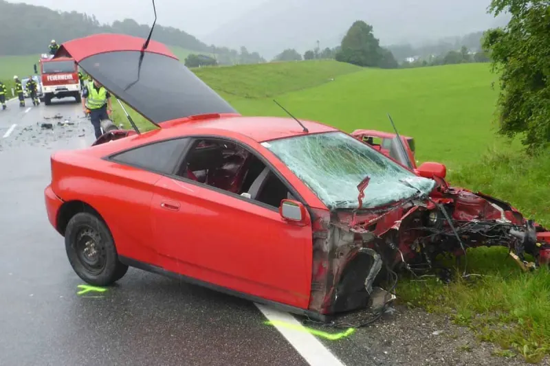 Ternberg - Motorblock komplett vom Fahrzeug abgerissen