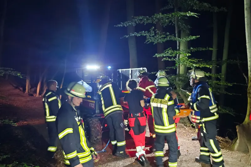 Königswinter NW – Mountainbike-Fahrer nach Sturz im Wald verletzt