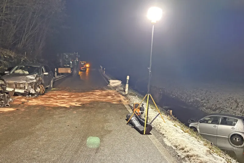 Amlikon-Bissegg TG – Frontalkollision auf vereister Strasse