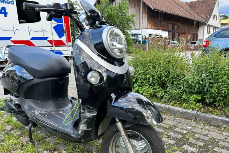 Ermatingen TG - E-Roller-Fahrer alkoholisiert verunfallt 