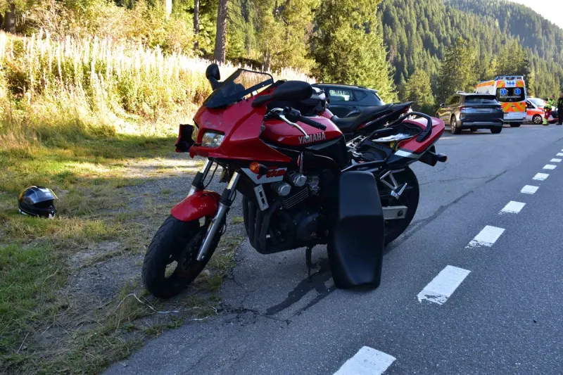 Klosters-Serneus GR – Töfffahrer bei Unfall verletzt