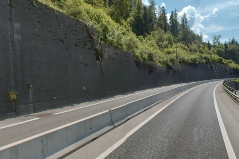 Därligen BE – Nachtsperrung auf A8 in Richtung Spiez