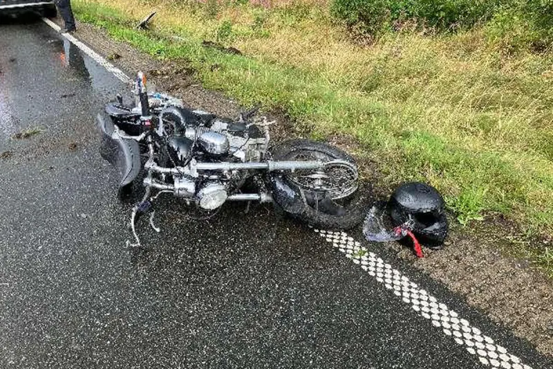 B4 Braunlage NI – Motorradfahrer bei Alleinunfall verletzt