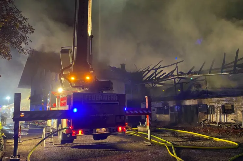 Kirchberg bei Mattighofen - Dramatische Szenen nach Großbrand eines Bauernhofes