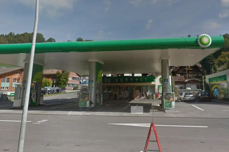 Mülenen BE - Raubüberfall auf Tankstellenshop