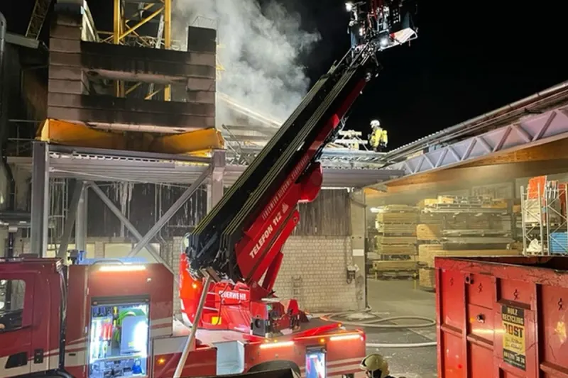 Allschwil BL – Brand in Holzhäckselanlage erfordert Feuerwehreinsatz