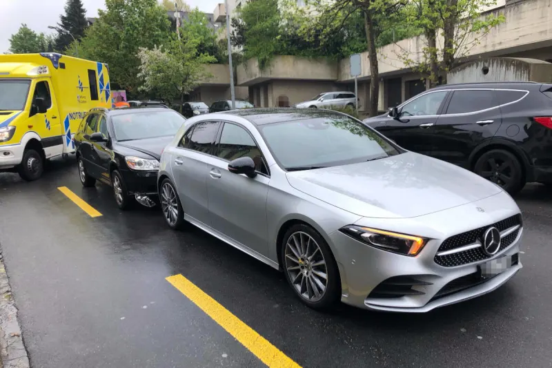 Wittenbach SG – Auffahrkollision zwischen drei Autos