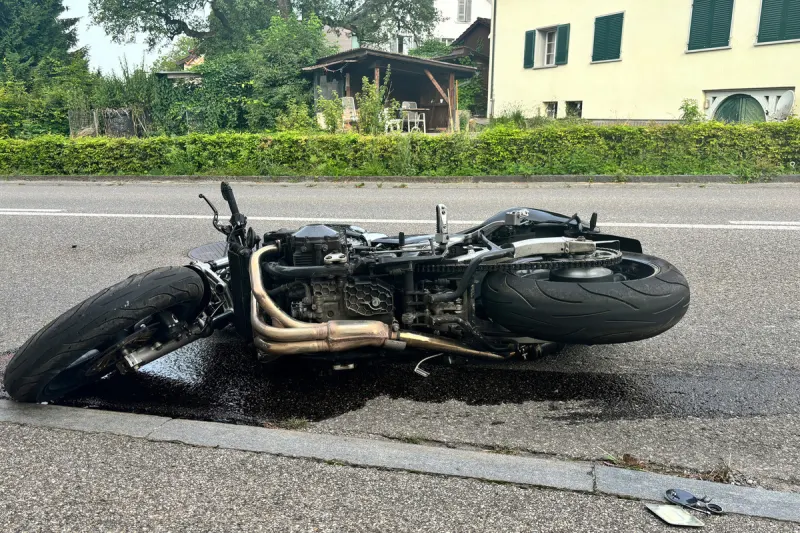 Dozwil TG - Motorradfahrer bei seitlich-frontaler Kollision verletzt