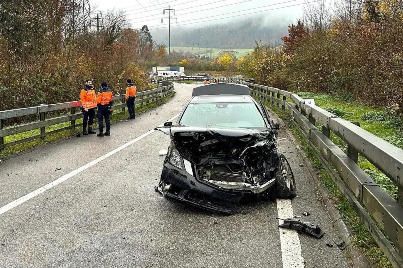 Würenlos AG – Selbstunfall nach Flucht vor Polizei