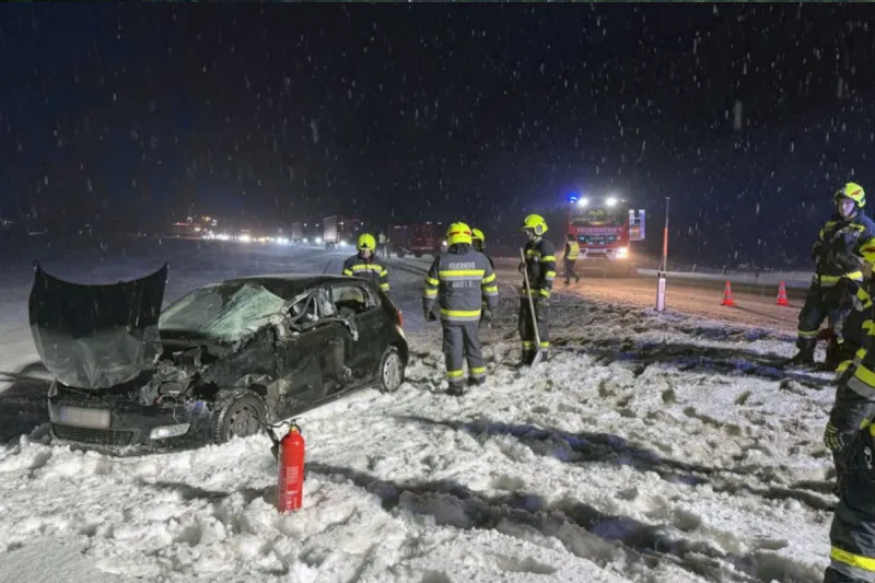 Haus im Ennstal – Lkw verursacht zwei Unfälle auf der B320