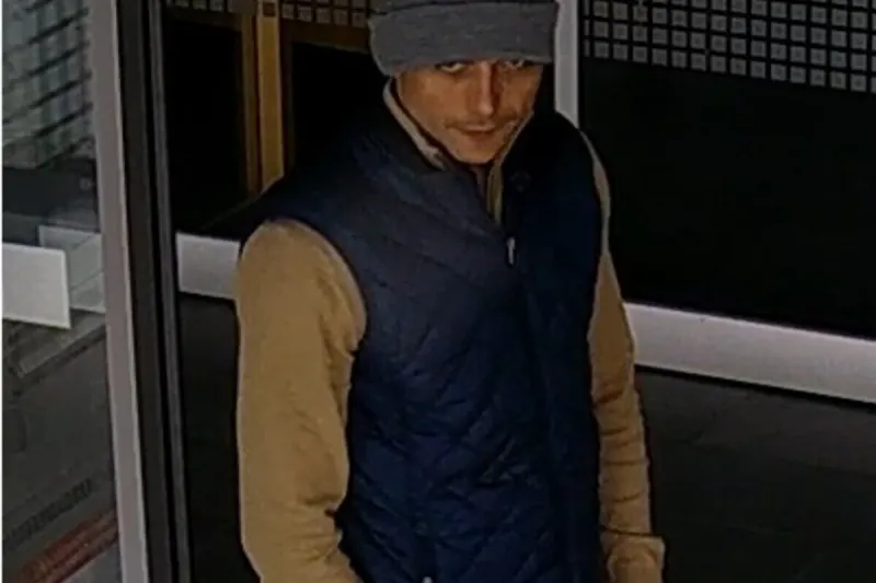 Schöppenstedt NI - Mann nach Diebstahl gesucht 