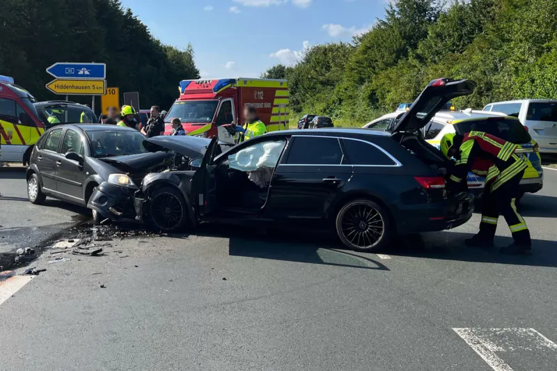 Enger - Entgegenkommendes Auto übersehen 