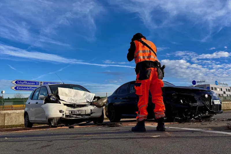Andelfingen ZH – Drei Kinder und drei Erwachsene bei Unfall verletzt