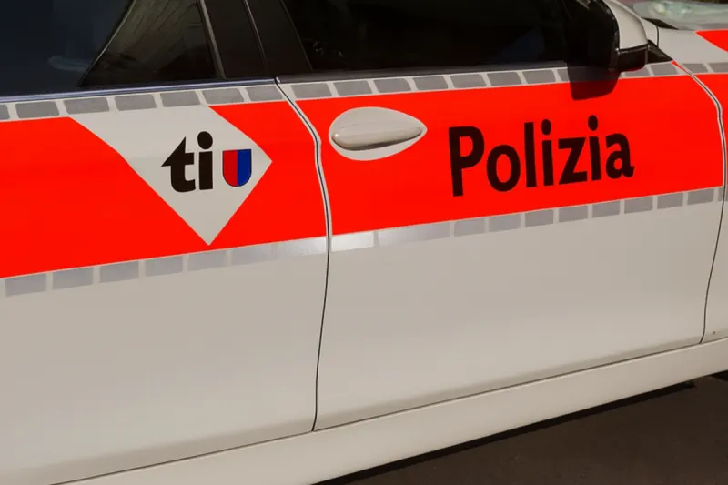 Unfall in Magliaso TI – Frau von eigenem Auto erfasst