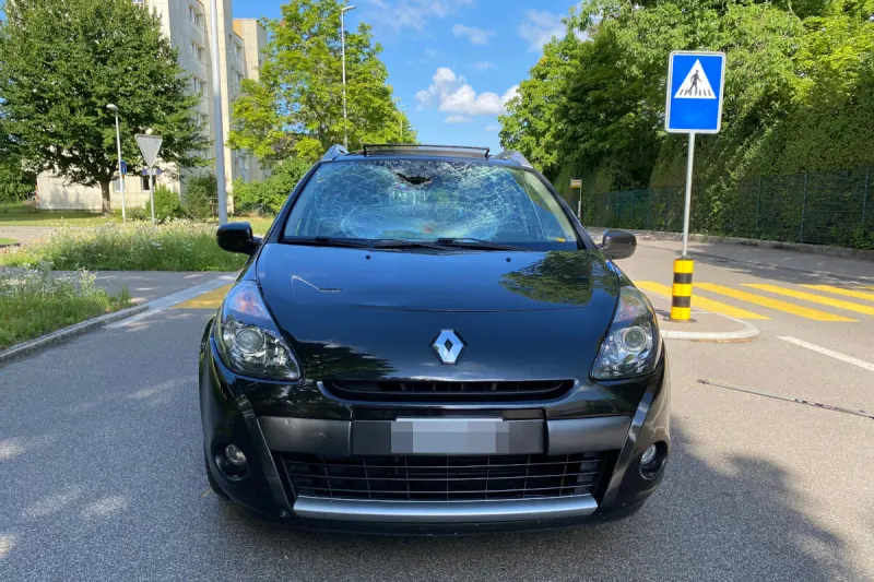 Rheinfelden AG – Auto erfasst Fussgänger und verletzt ihn schwer