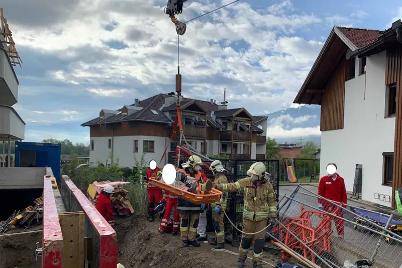 Zirl - Arbeiter bei Bauarbeiten verletzt
