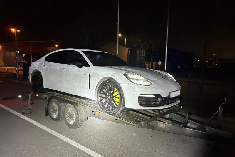 A6 Bad Rappenau – Zoll stellt Porsche Panamera sicher