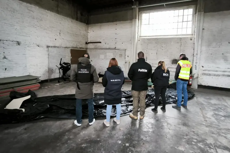 21 Festnahmen bei Schlag gegen Schleusernetzwerk und Lieferkette