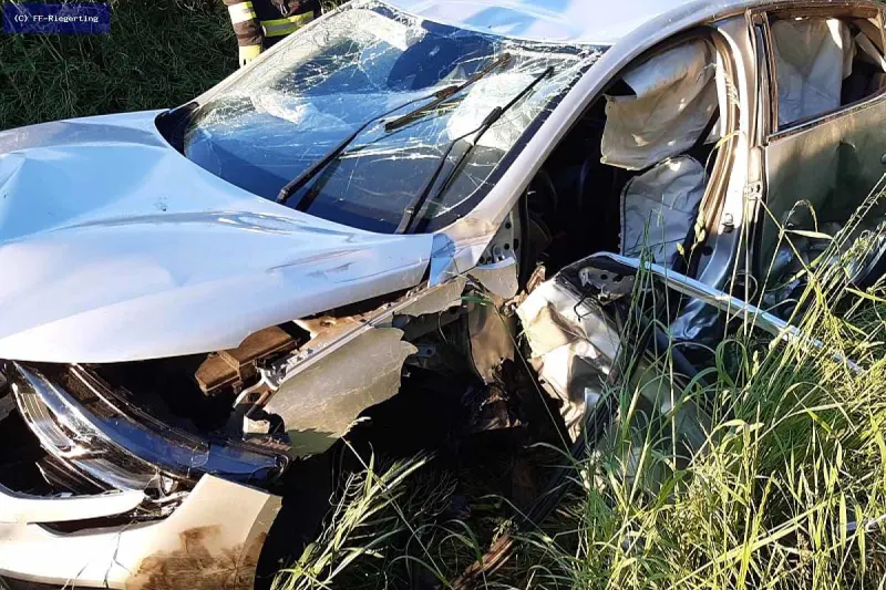 Riegerting - Mit 2,76 Promille schweren Unfall verursacht - Drei 14-Jährige verletzt!