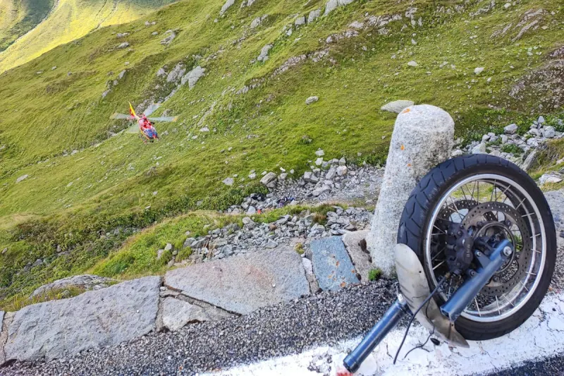 Furkastrasse – Zwei Personen lebensbedrohlich verletzt bei Unfall mit Motorrad