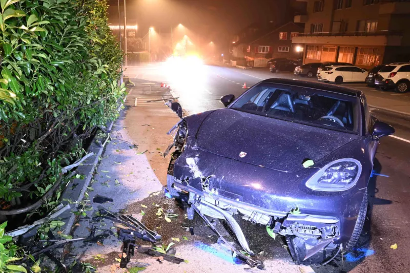 Unfall in Luzern  – Lenker verliert Kontrolle über Porsche