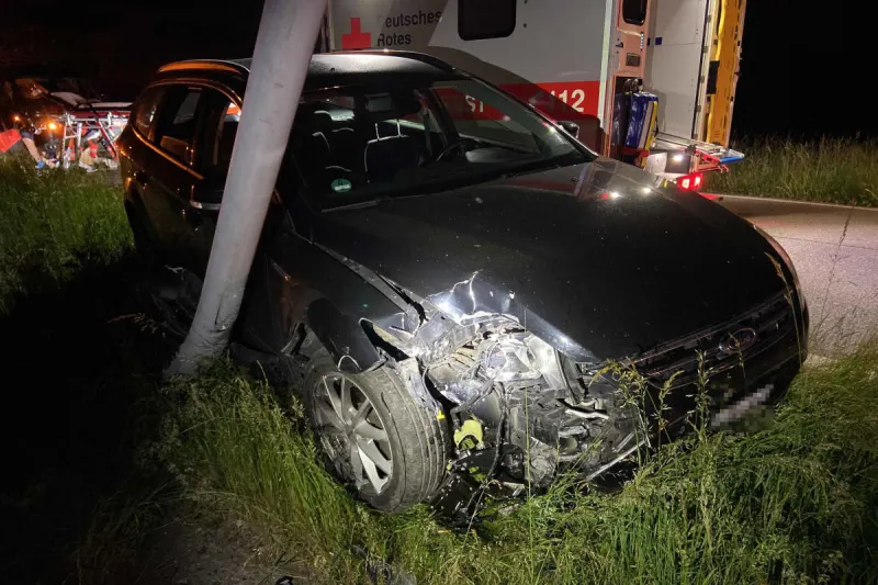 Bad Zurzach AG – Betrunken gegen Strassenlaterne gekracht