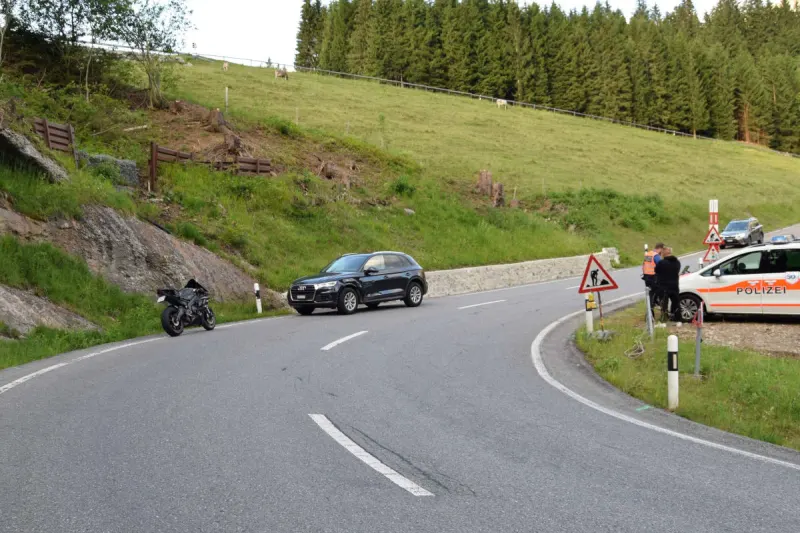 Urnäsch AR – Kollision zwischen Motorrad und Auto