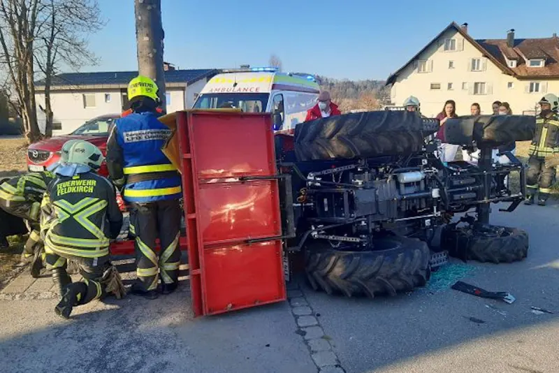 Gisingen – Kollision zwischen Pkw und Traktor