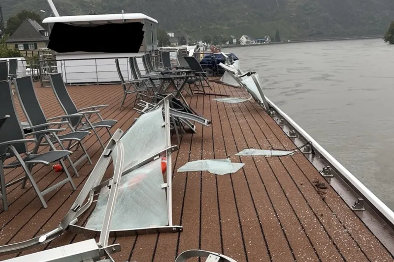 Treis-Karden RP – Fahrgastschiff rammt Brückenpfeiler