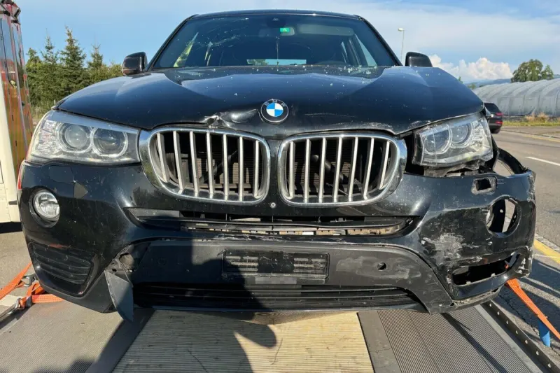 Neukirch TG - Unfall an einer Kreuzung 