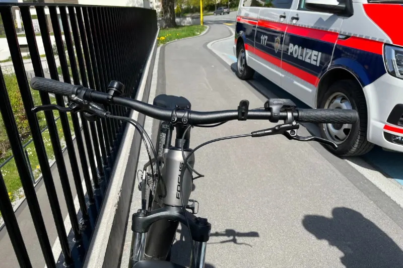 Vaduz FL - Frau verunfallt mit E-Bike