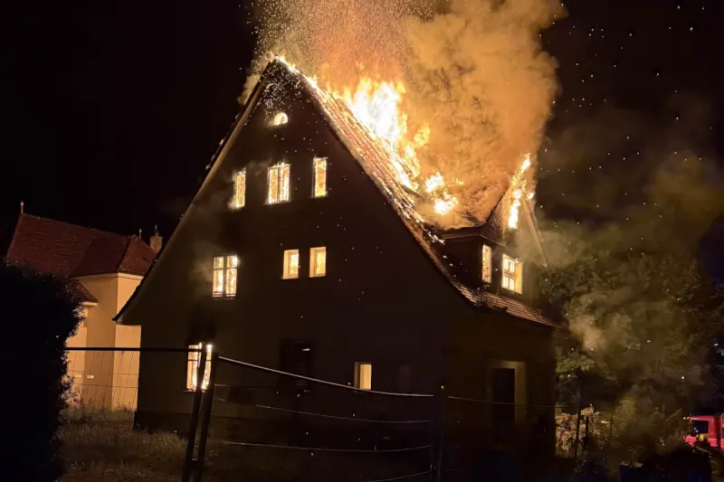 Reinach AG – Leerstehendes Haus bei Brand zerstört