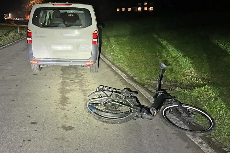 Amriswil TG – E-Bike-Fahrerin bei Unfall mit Auto verletzt