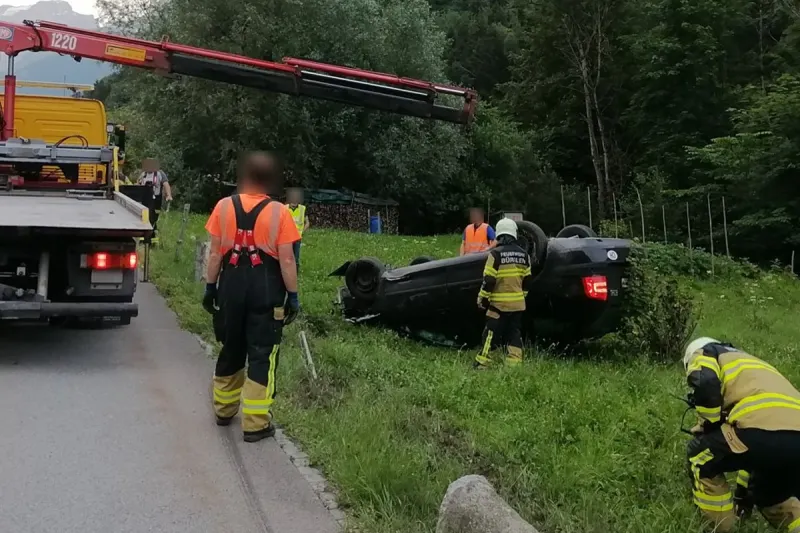 Spiringen UR - Auf der Klausenpassstrasse verunglückt