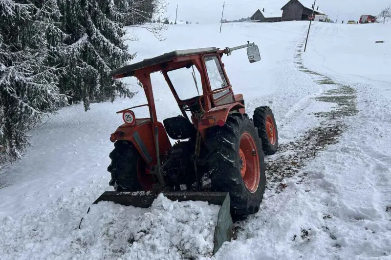 Hundwil AR – Schwerer Traktorunfall bei Schneeräumung