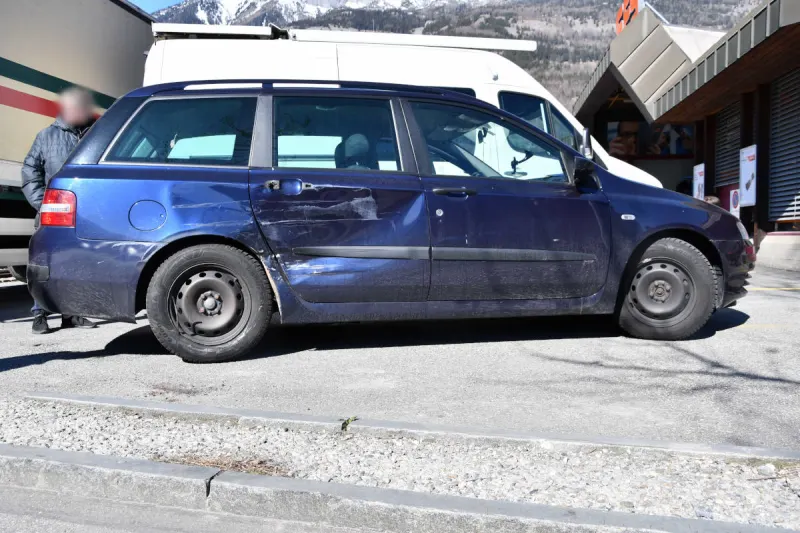 Chur GR – Fahrt ohne Führerausweis endet in Verkehrsunfall