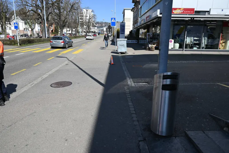 Wil SG – Fussgängerin von Lieferwagen angefahren
