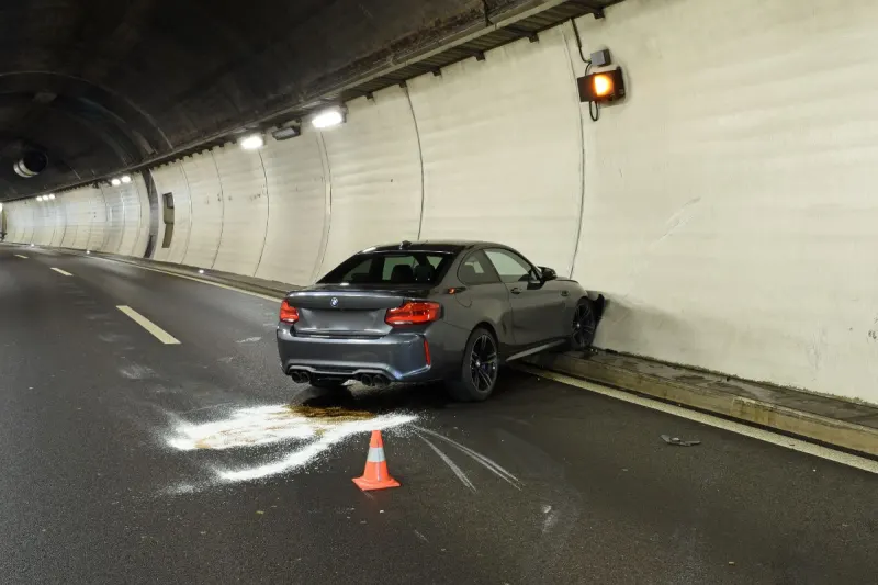 Kriens LU - Beim Beschleunigen Kontrolle über BMW verloren 