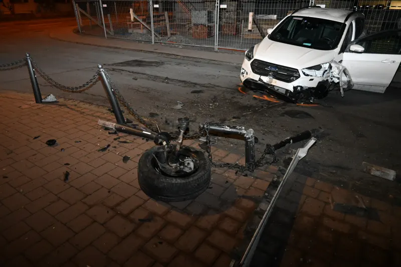 Schaan FL: Selbstunfall mit erheblichem Sachschaden