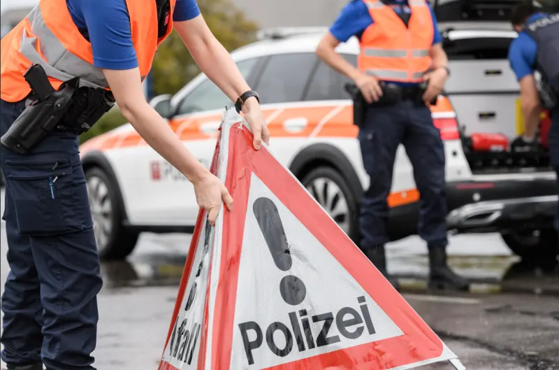 A2 Stans NW – Snowboards lösen Auffahrunfall aus