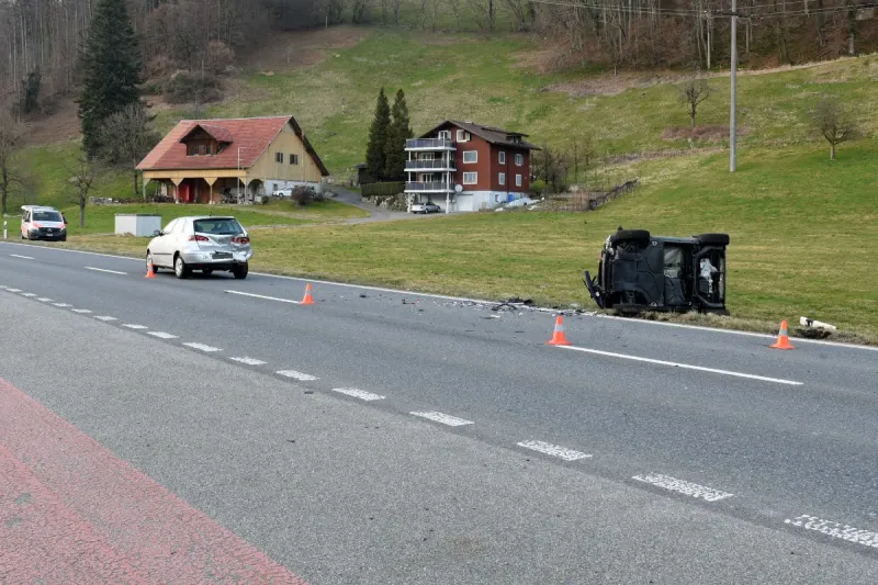 Ruswil LU - Heftiger Crash zwischen zwei Autos