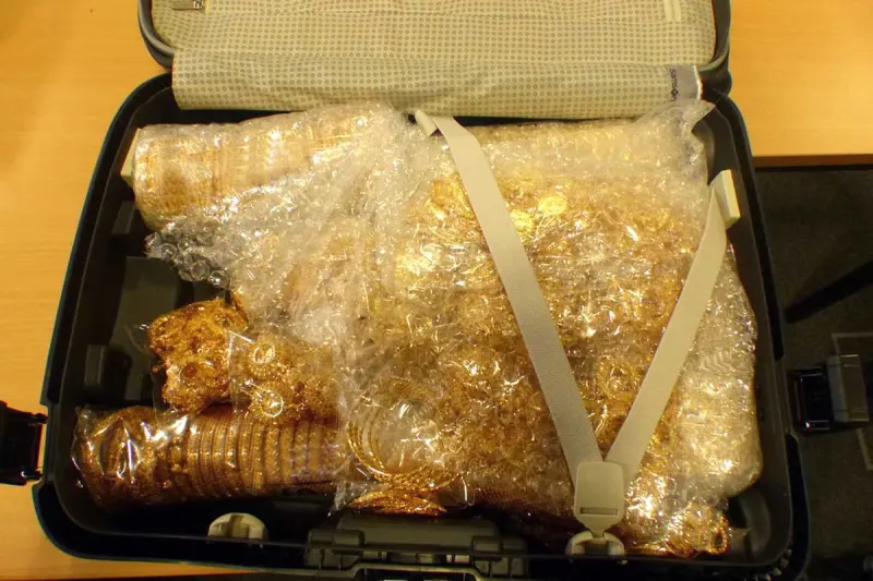 Nürnberg - Zoll findet kiloweise Gold - auf Schmuggel folgt jetzt Freiheitsstrafe