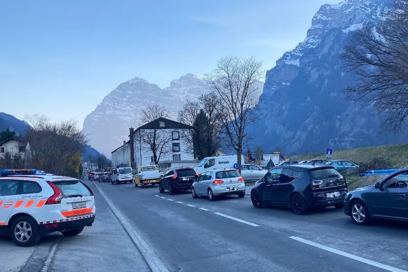 Mollis GL - 8-jähriges Kind verunfallt 