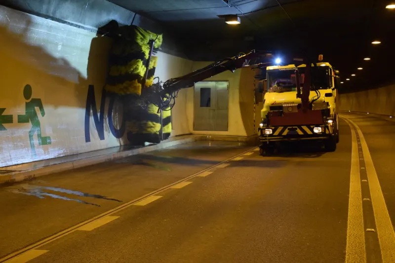 Flüelen UR – Nachtsperrungen im Umfahrungstunnel