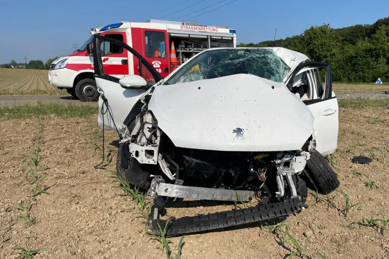 Unfall heute in Islikon TG - Kollision mit einem Lastwagen 