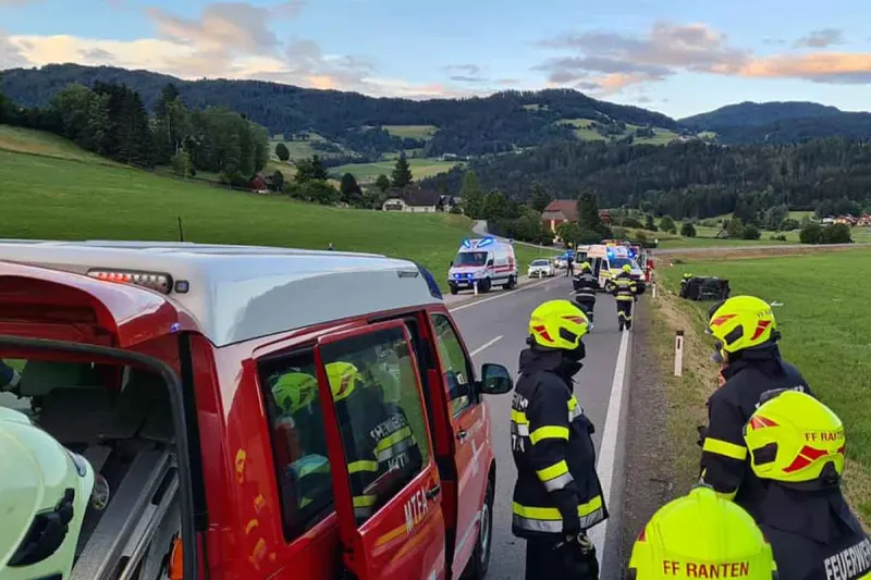 Ranten - Zwei junge Menschen bei schwerem Unfall lebensgefährlich verletzt